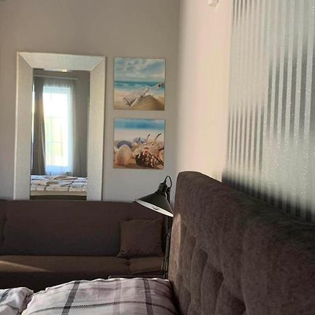 Mediterran Apartman With Pool Siofok Dış mekan fotoğraf